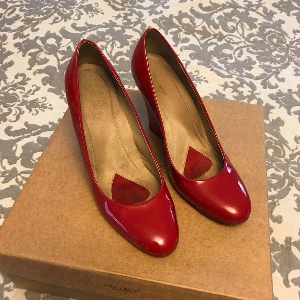 Tara Subkoff Red Patented Leather Wedges size 7